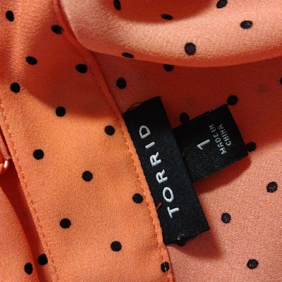 Torrid Coral Polka Dot Georgette Cami EUC - Picture 2 of 5